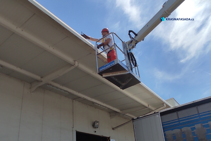 Nejsme jen kamiony, rozvíjíme i technické služby